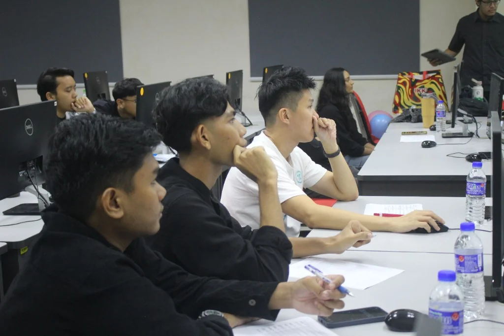 Students participating in the coding challenge at UTM